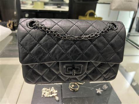 r/chanel on Reddit: I got the 23A mini 2.55 reissue black on black 